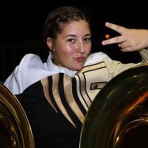 Meet your Posher, Michaela